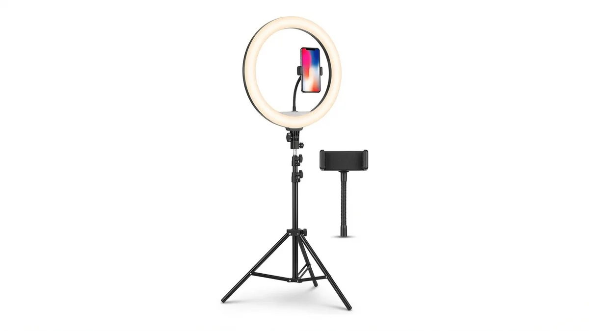 Neewer 18-inch Ring Light Kit for fashion photography